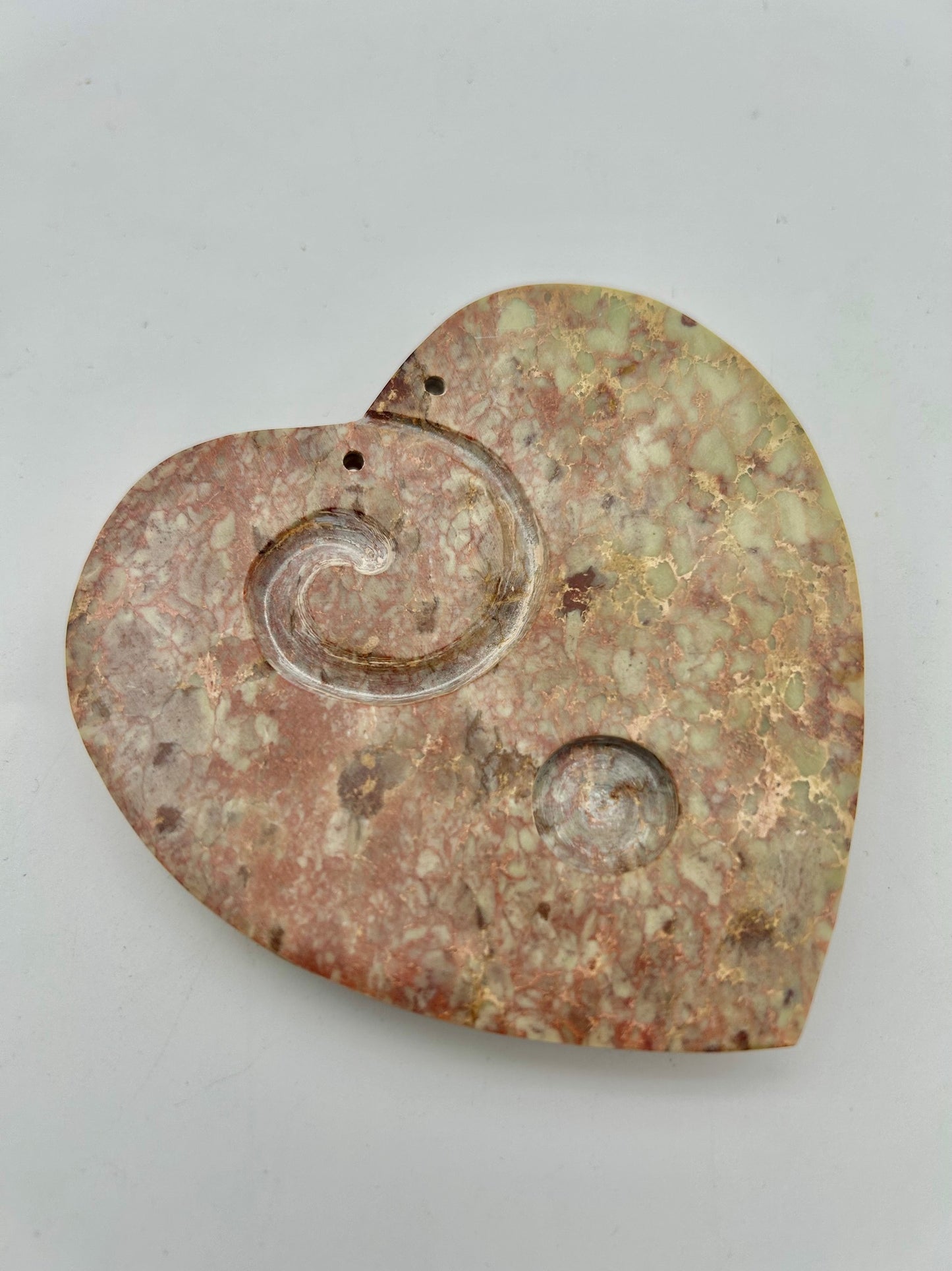 Herz-Kegel und Stäbchenhalter aus Speckstein