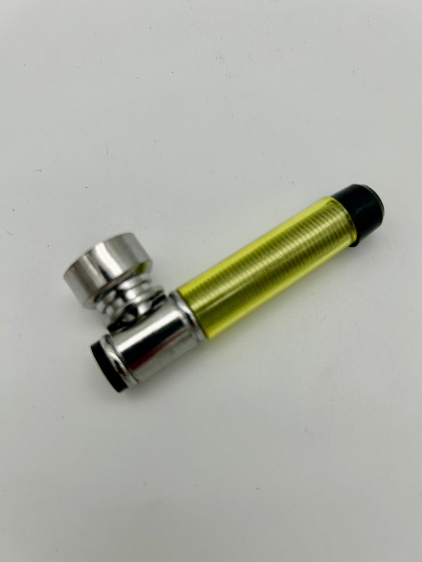 Schraubpf.Plast. kl. Kawumm-7cm mit Kickloch